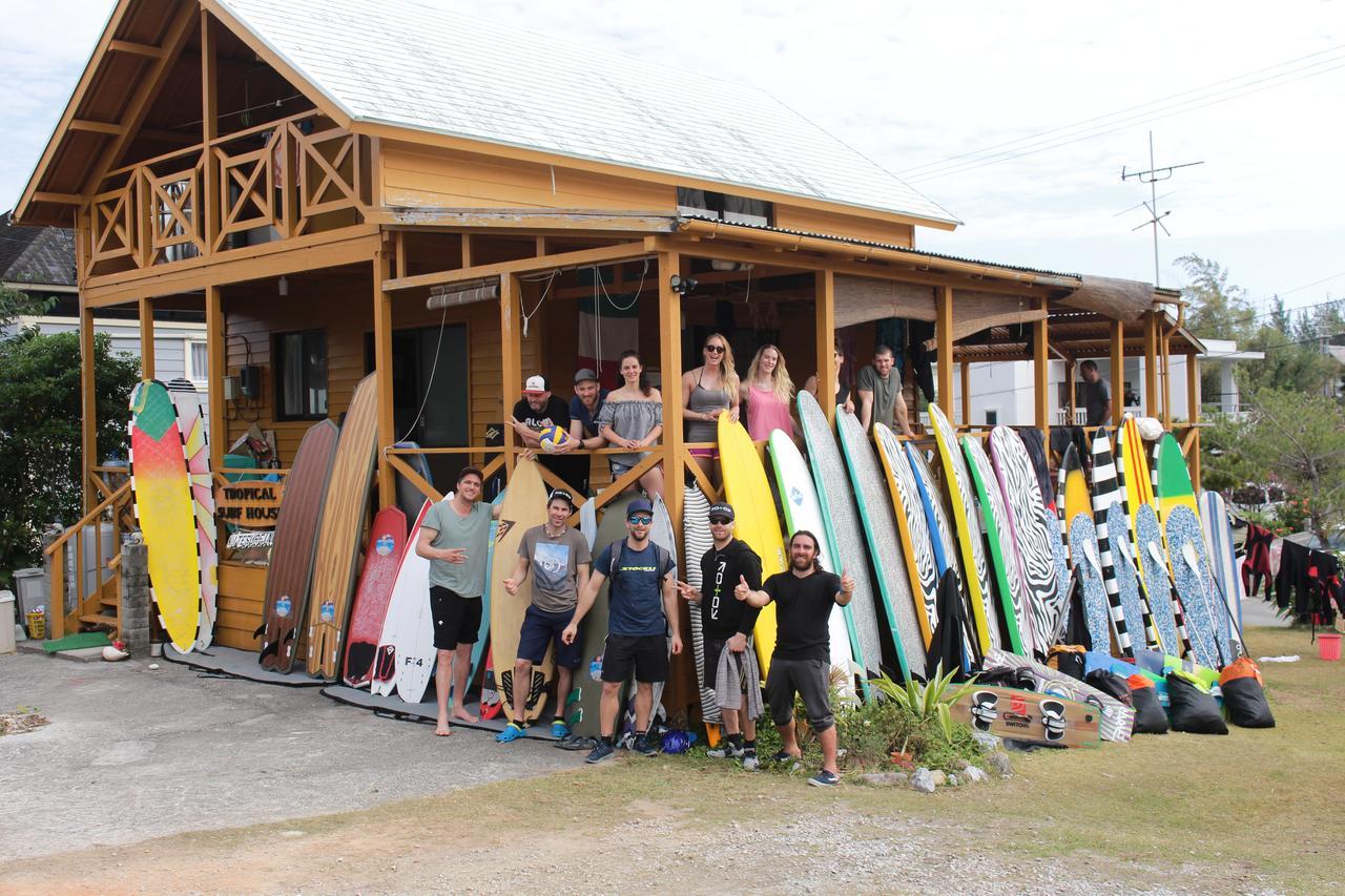 Tropical Surf House Okinawa Hotell Onna Eksteriør bilde