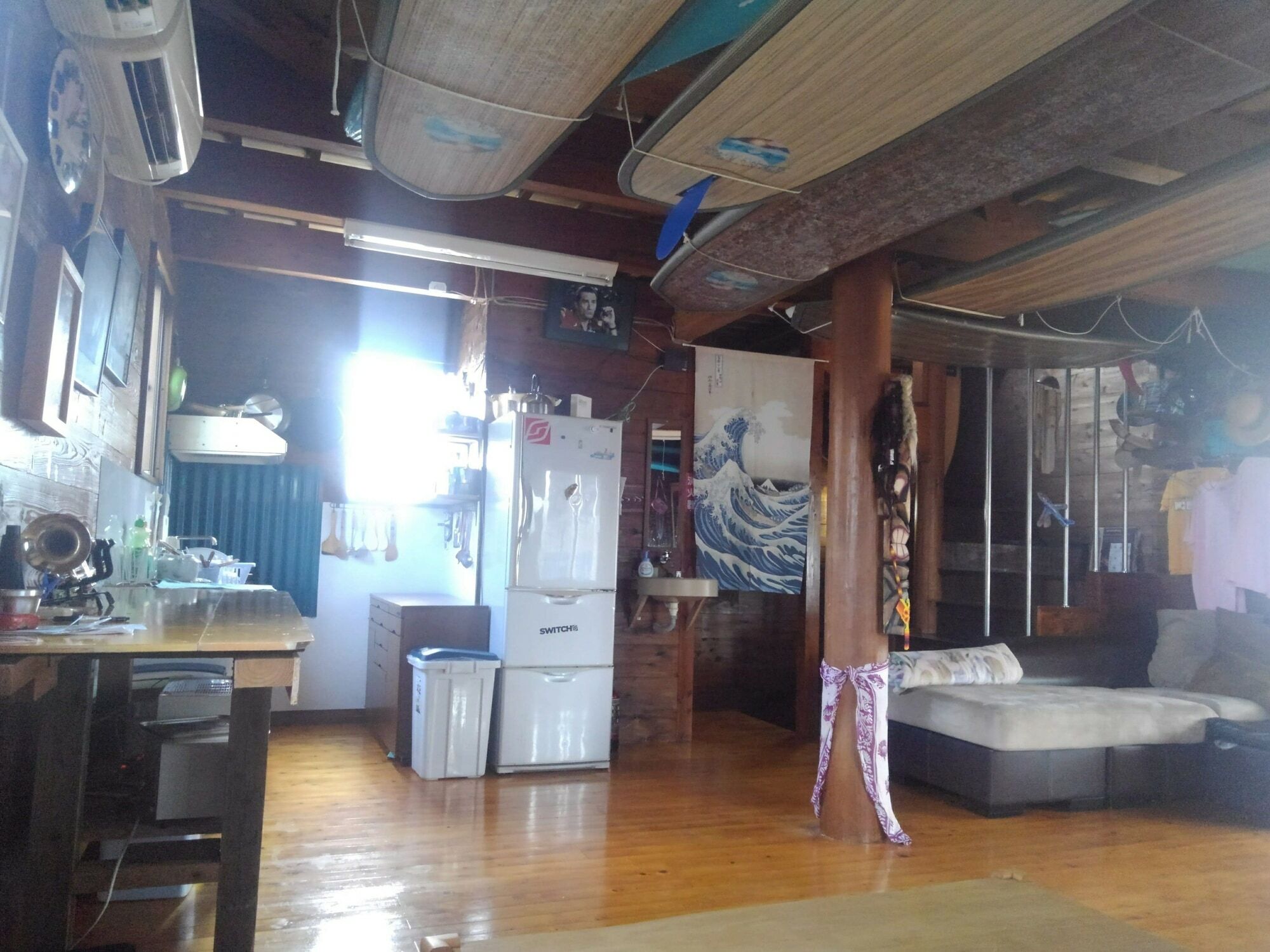 Tropical Surf House Okinawa Hotell Onna Eksteriør bilde